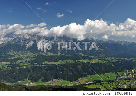 Dachstein Mountains, Styria, Austria Dachstein Mountains, Styria, Austria 18699912