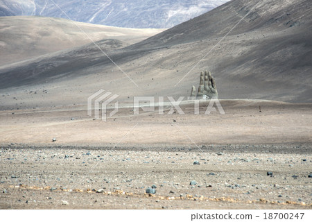 Hand Sculpture, the symbol of Atacama Desert Chile Hand Sculpture, the symbol of Atacama Desert Chile 18700247