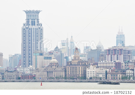 Shanghai 18702132