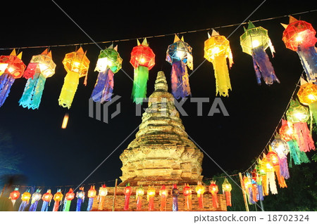 night lamp with pagoda in Chiang mai,thailand night lamp with pagoda in Chiang mai,thailand 18702324