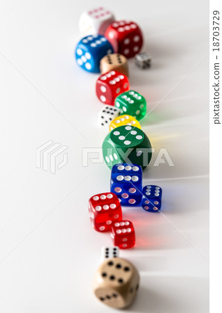 Dice 18703729