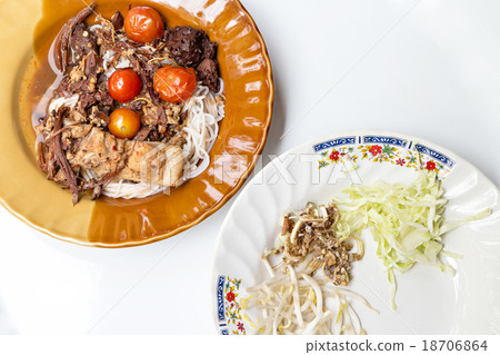 Thai northern noodles eaten with curry 18706864