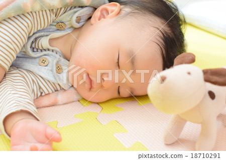 嬰兒 18710291