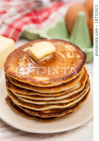 High pile of delicious pancakes 18712421