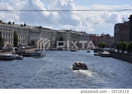 Russia St. Petersburg 18716118
