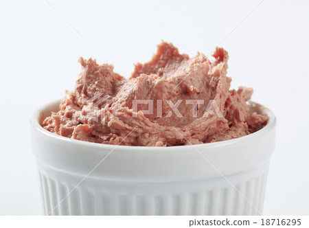 Liver mousse 18716295