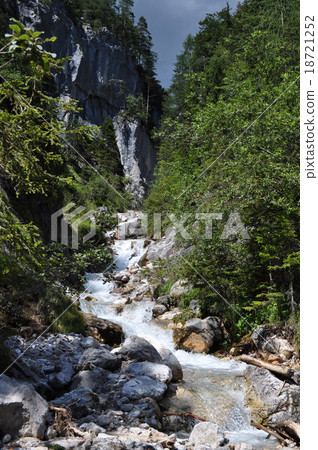 Silberkarklamm, Styria, Austria Silberkarklamm, Styria, Austria 18721252