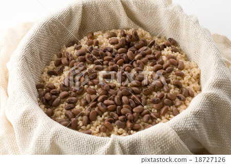 Making rice 6 Making rice 6 18727126