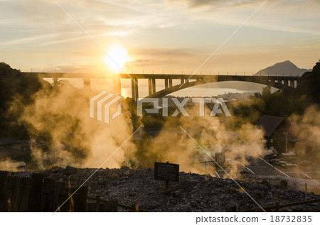 Dawn of alum hot spring 18732835