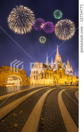 Beautiful fireworks under Fishermen's bastion Beautiful fireworks under Fishermen's bastion 18734773