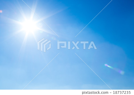 Autumn sky light white cloud and blue sky Background material Copy space Character space Autumn sky light white cloud and blue sky Background material Copy space Character space 18737235