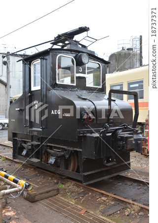 德基3 德基3 18737371