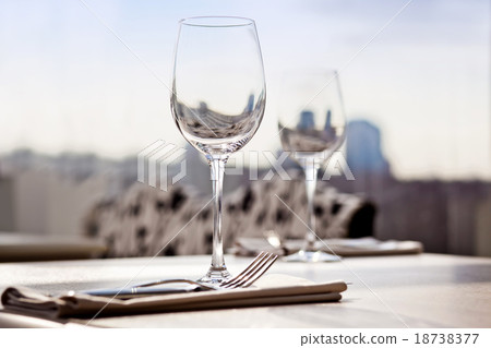 Empty glasses Empty glasses 18738377