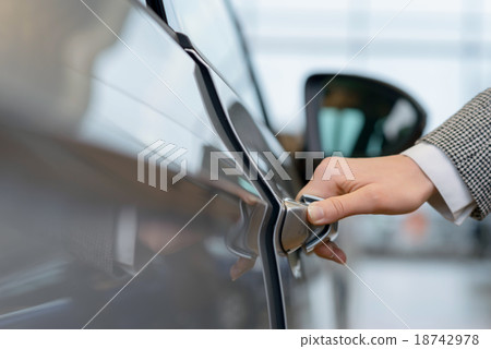 Car door is about to be opened.  18742978