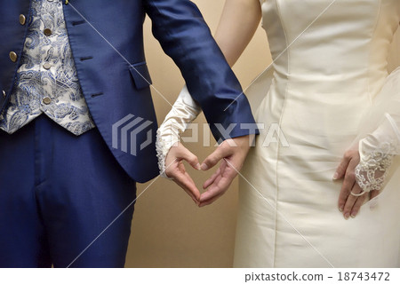 婚禮,新娘姿勢 婚禮,新娘姿勢 18743472