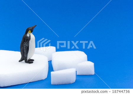 帝企鵝玩具 18744736