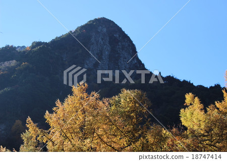 Mt. Rokushinsan in Kamikochi 18747414