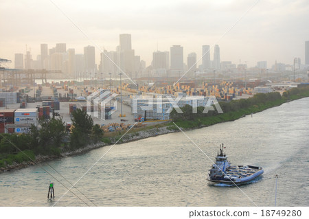 miami miami 18749280