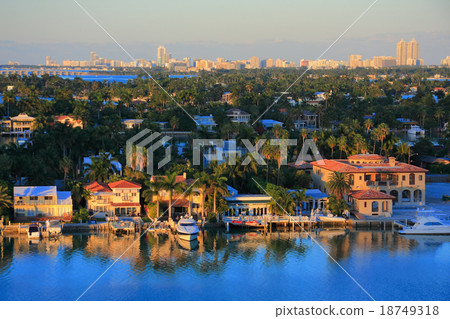 miami miami 18749318