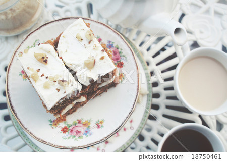 Carrot cake with hot tea Carrot cake with hot tea 18750461