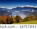 Autumn morning view on Lake Millstatt in Austria 18757843