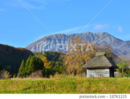 Oyama和Kaya小屋 Oyama和Kaya小屋 18761225