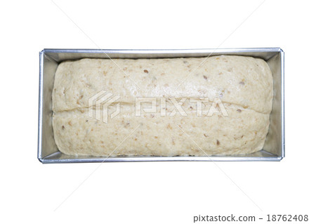Bread dough in loaf tin Bread dough in loaf tin 18762408