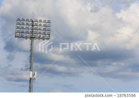 Spotlight pole blue sky cloud 18763586