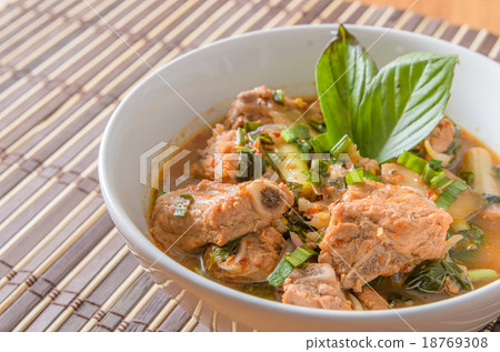 Spicy and Sour pork spare rib soup Spicy and Sour pork spare rib soup 18769308