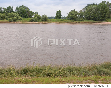 Elbe river Elbe river 18769701
