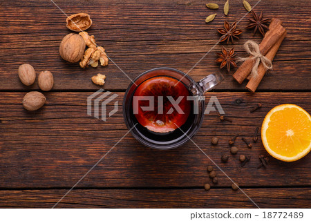 Mulled wine, spices for glintwine on wooden table 18772489