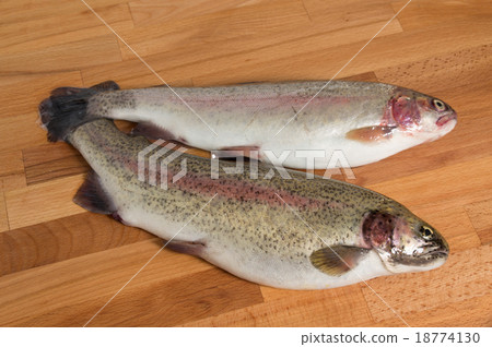 Fresh salmon of Mediterranean cooking Fresh salmon of Mediterranean cooking 18774130