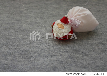 Santa Claus Santa Claus 18776101