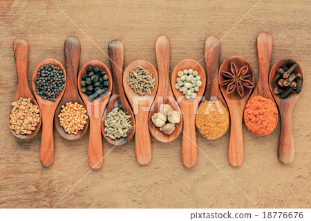 Assorted of spices in wooden spoon Assorted of spices in wooden spoon 18776676