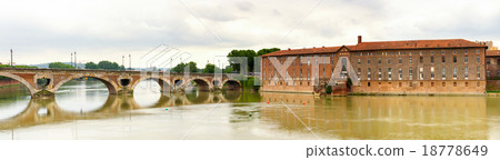 Pont Neuf Toulouse 18778649