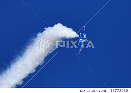 Blue Impulse  18778986