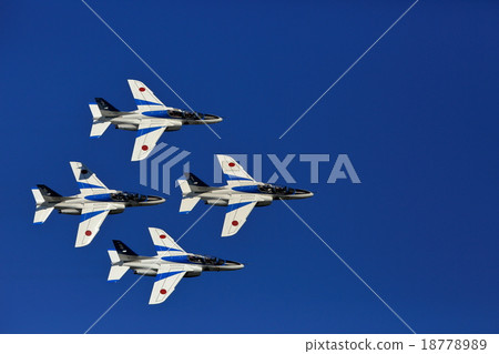Blue Impulse  18778989