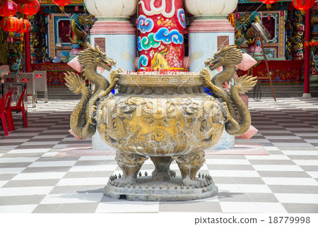 incense burner in Chinese temple 18779998