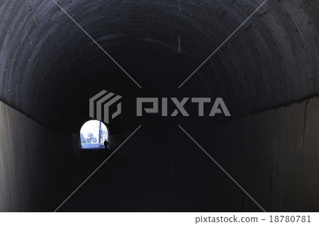 Yamanogi隧道 18780781