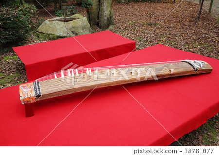 A harp A harp 18781077