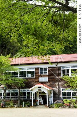 Okuzawazawa Elementary School Toyama Township 18781450