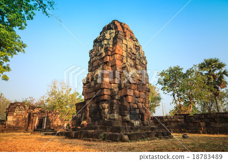 Prasat sa khamphaeng noi. 18783489