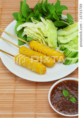 Thailand meatballs 18783789