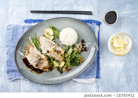 Coalfish Teriyaki with Rice and Vegetable 18785452