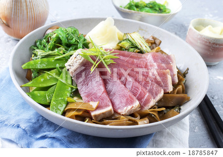 Tuna Tataki with Teriyaki Rice Noodles 18785847