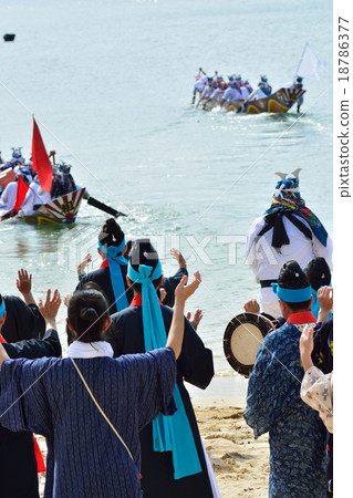 Harry in the festival 18786377