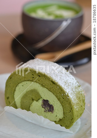 Matcha roll cake Matcha roll cake 18786635