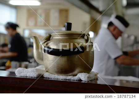 Kettle Ketan Ramen Shop 18787134
