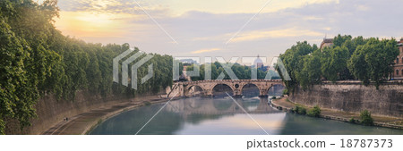 Ponte Sisto bridge in Rome Ponte Sisto bridge in Rome 18787373