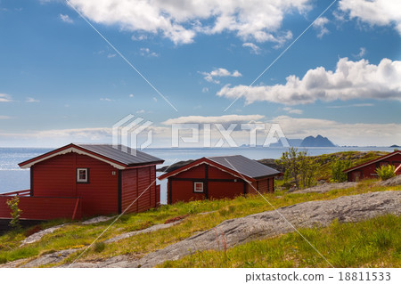 Typical red rorbu fishing hut A village Typical red rorbu fishing hut A village 18811533